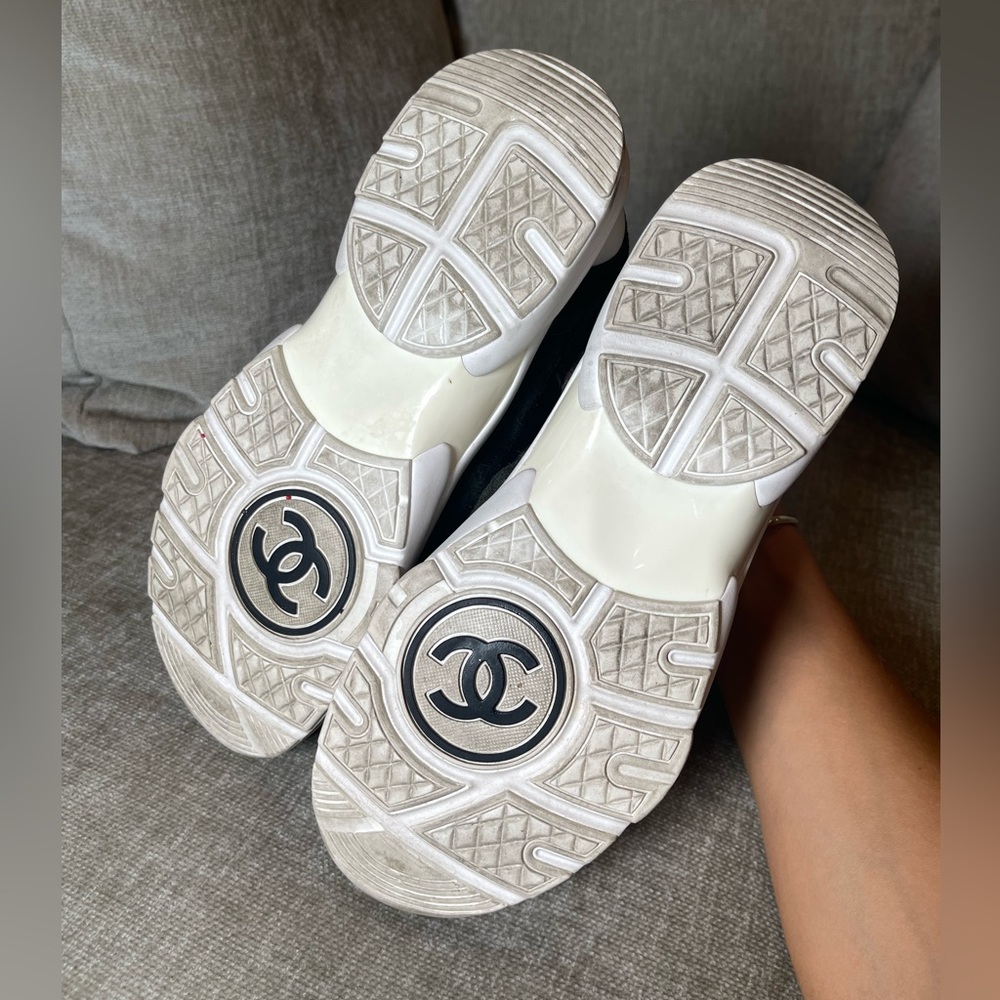 CHANEL Brown Sneakers - Picture 2 of 8